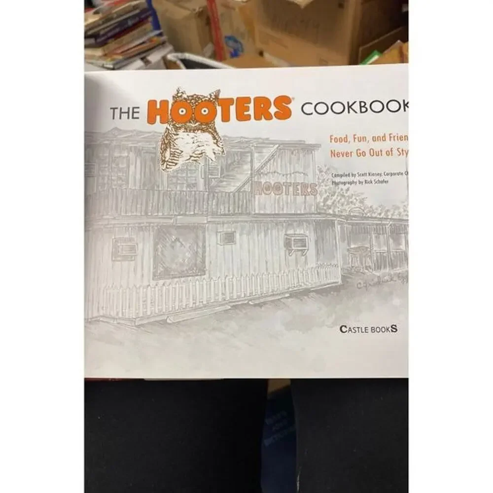 Hooters‎ cookbook